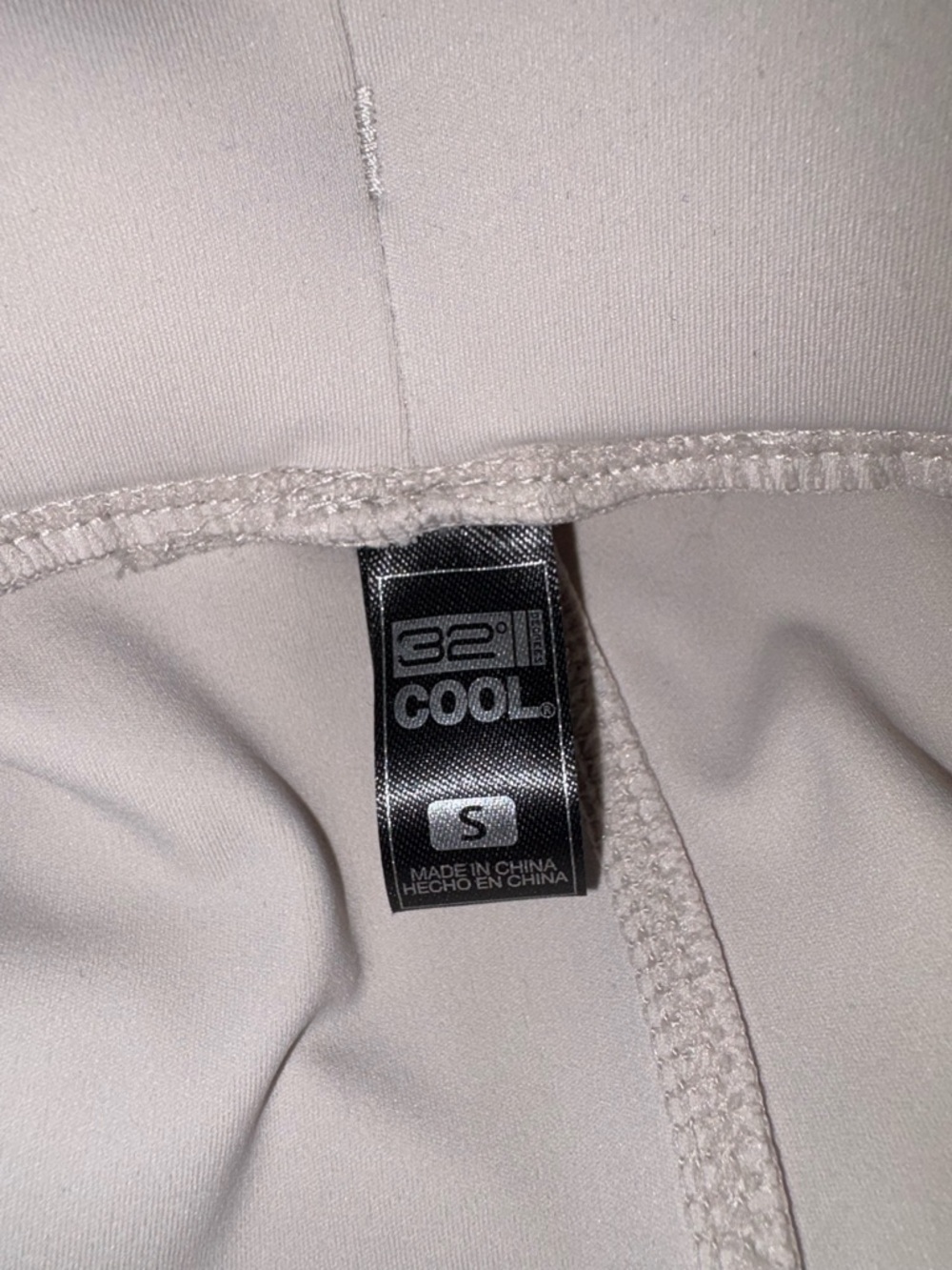 NWT 32 Degrees Women’s Small
Cool Drawstring Capris - Cream color - Picture 6 of 8